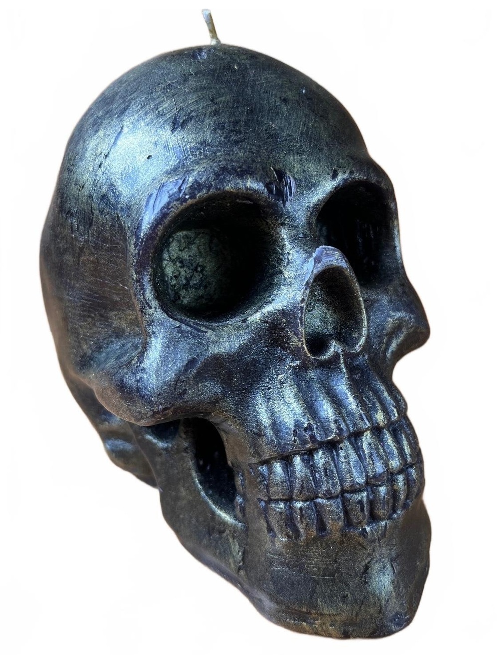 Skull Shaped Candle with Metallic Finish